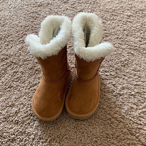 Toddler boots